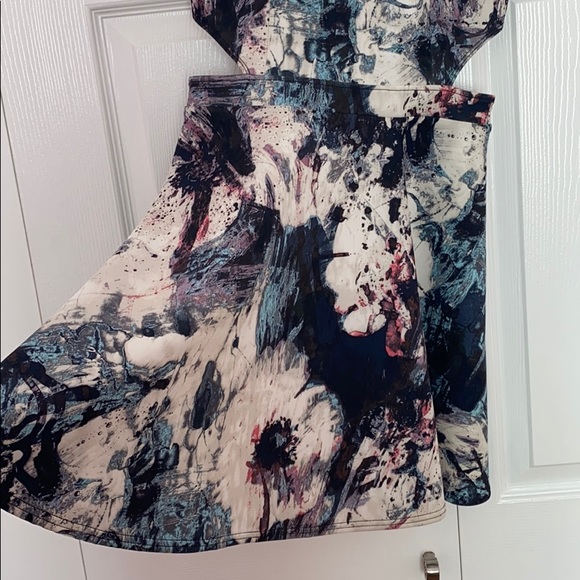 Abercrombie & Fitch Homecoming Dress - Picture 2 of 4